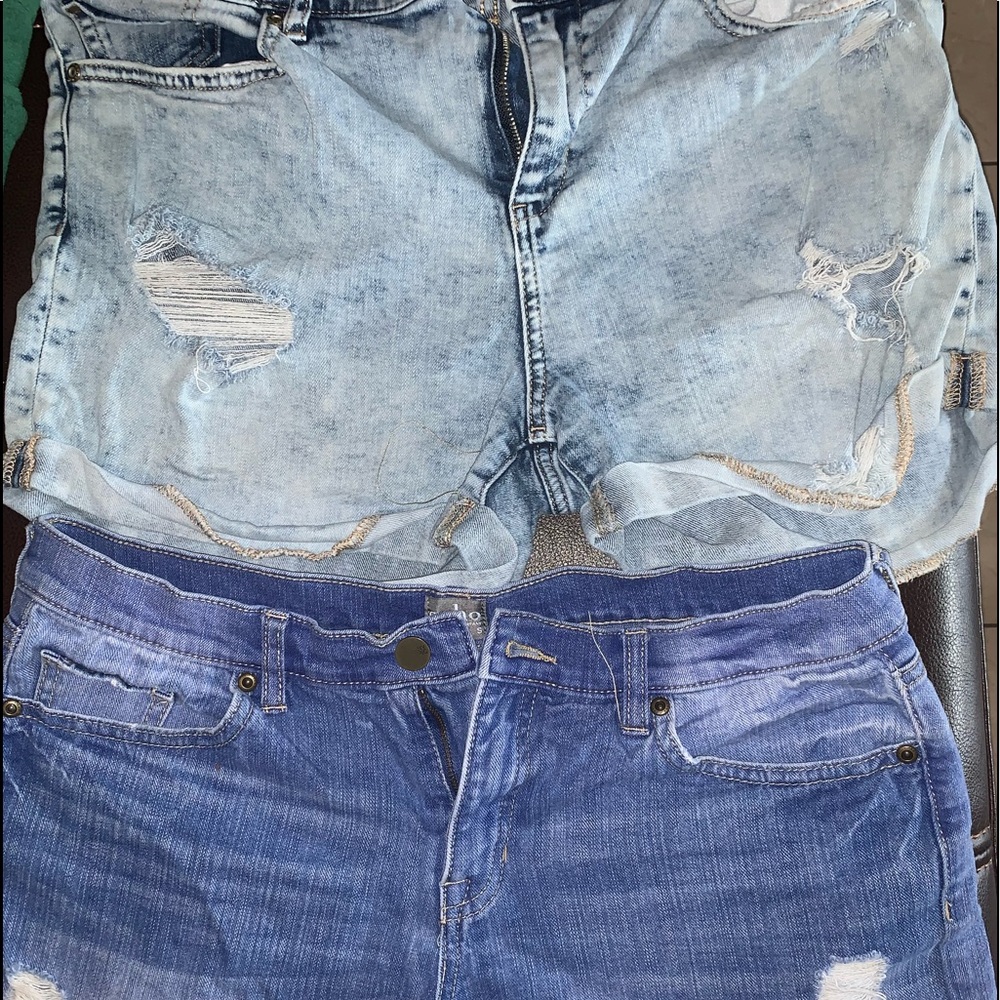 2 Shorts